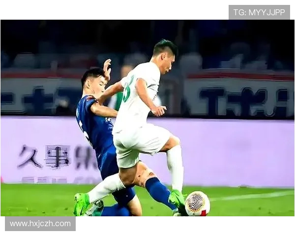 2018年上海申花与北京国安激战回顾及精彩瞬间分析